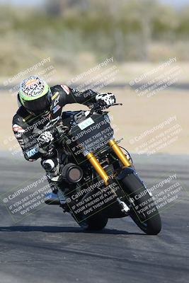 media/Jan-15-2026-Racers Edge (Thu) [[dfebeb70ab]]/2-A Group/Session 5 Turn 2/